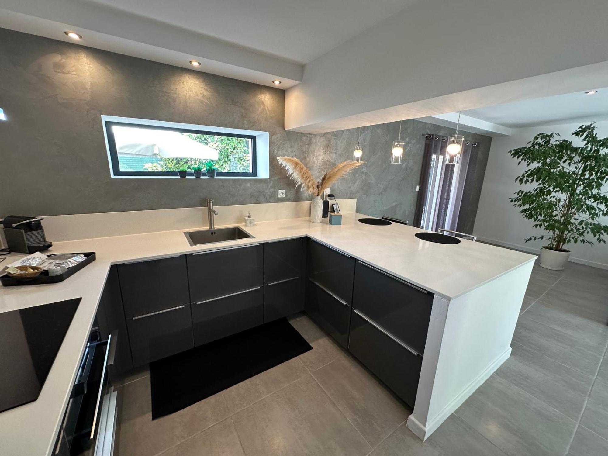 Maison Contemporaine Avec Piscine Privee Chauffee, Entre Plages Et Provence, Borne 11 Kw Istres Zewnętrze zdjęcie