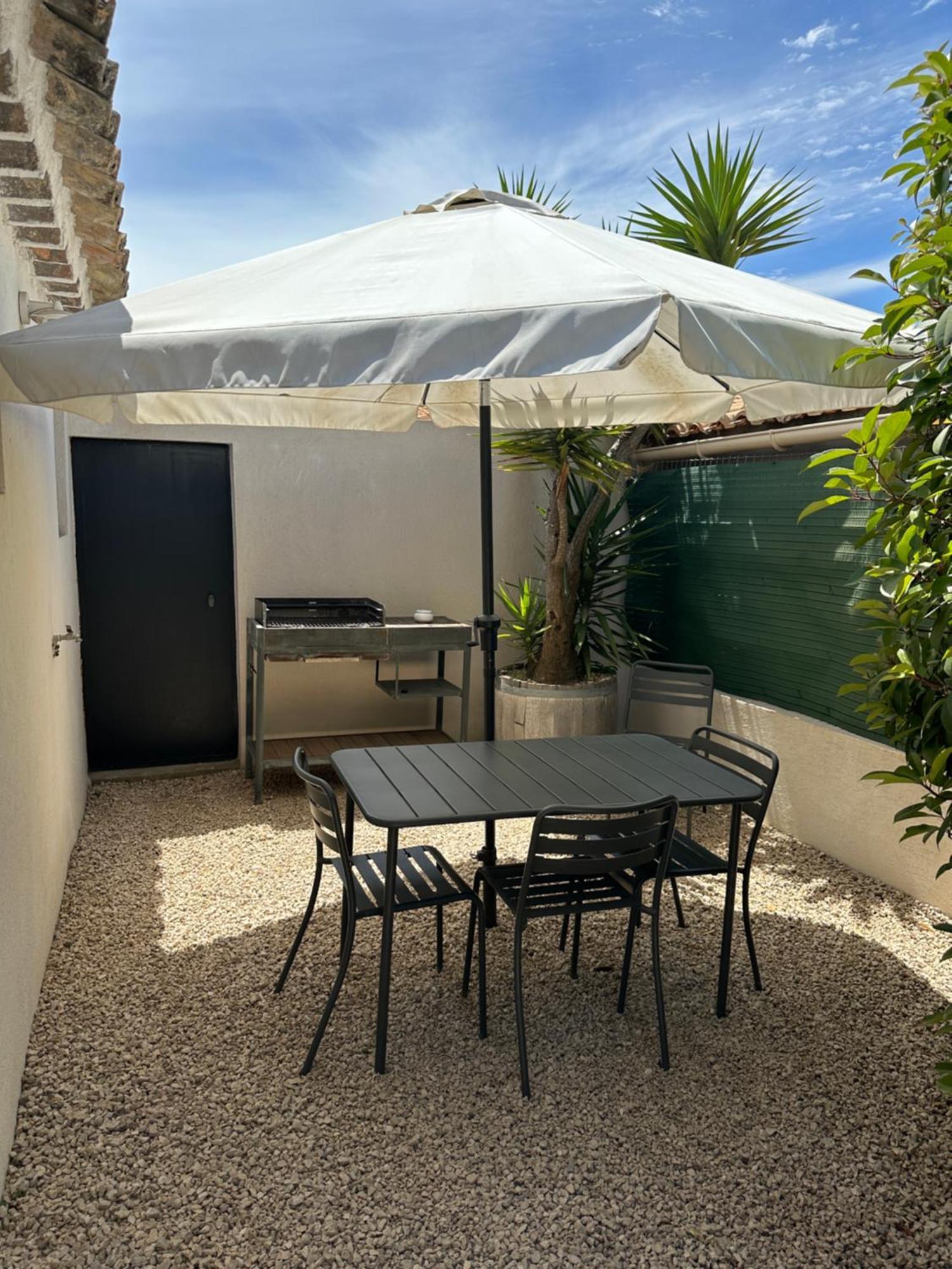 Maison Contemporaine Avec Piscine Privee Chauffee, Entre Plages Et Provence, Borne 11 Kw Istres Zewnętrze zdjęcie